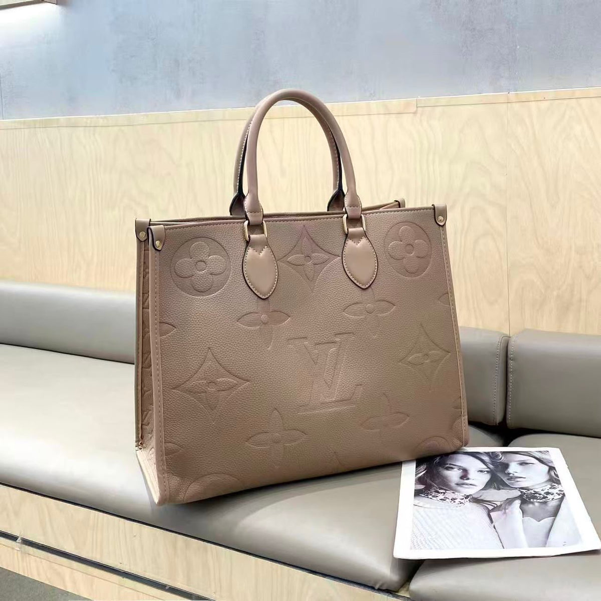 Louis Vuitton OnTheGo